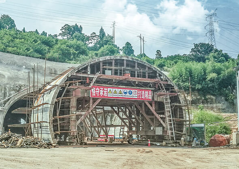 中鐵七局西安公司敦白鐵路臺(tái)車項(xiàng)目